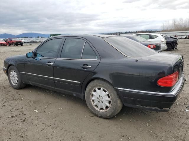 1996 Mercedes-Benz E 320