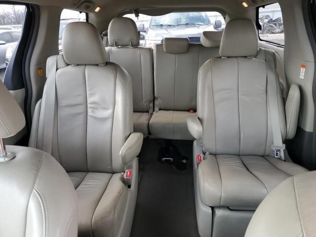 2012 Toyota Sienna XLE