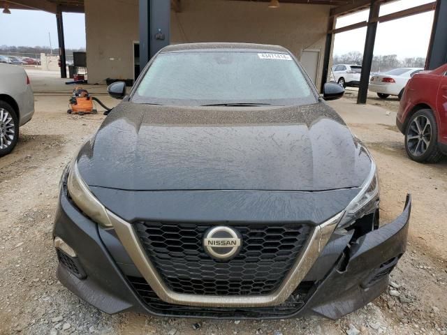 2021 Nissan Altima SR