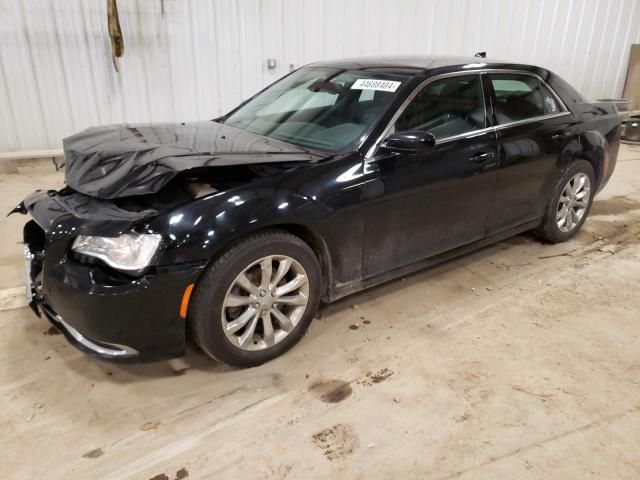 2016 Chrysler 300 Limited