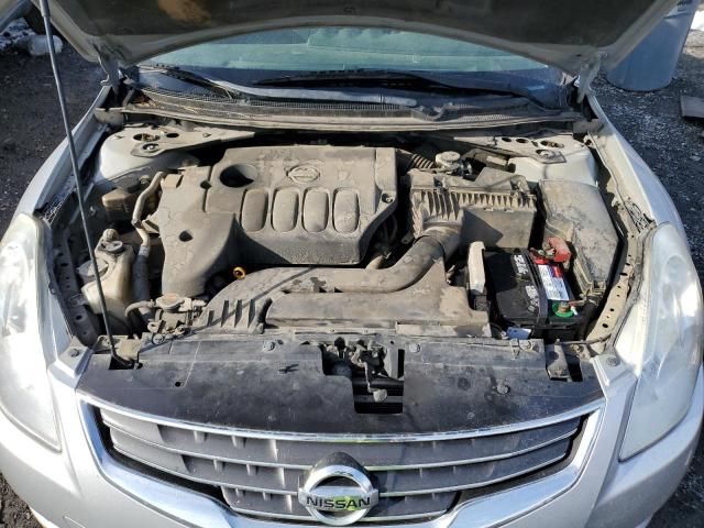 2010 Nissan Altima Base