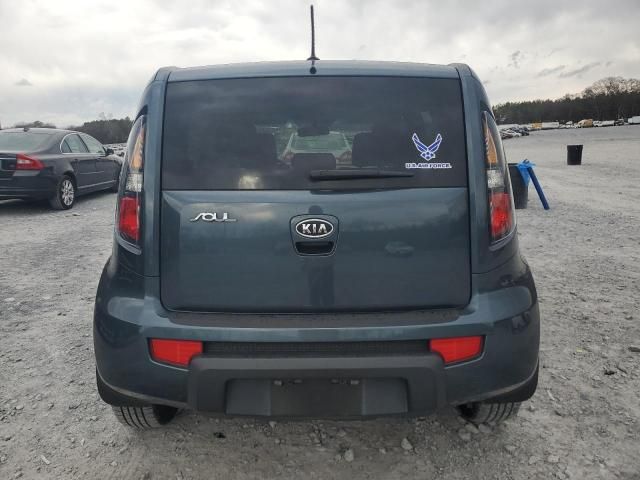 2011 KIA Soul +