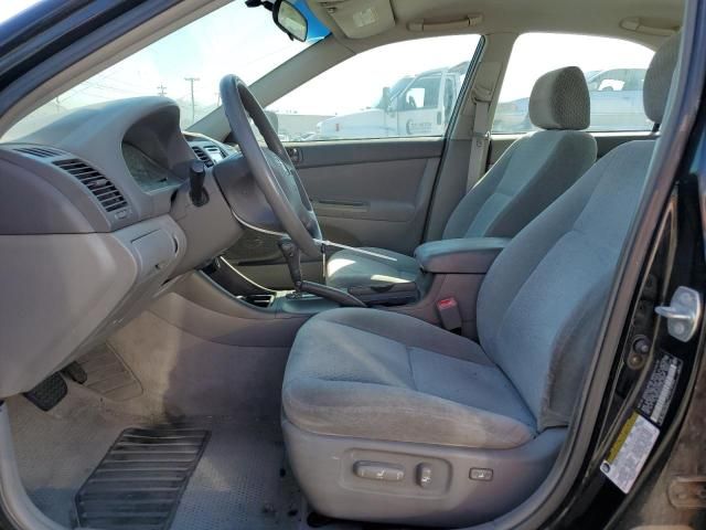 2004 Toyota Camry LE