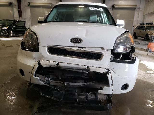 2011 KIA Soul +