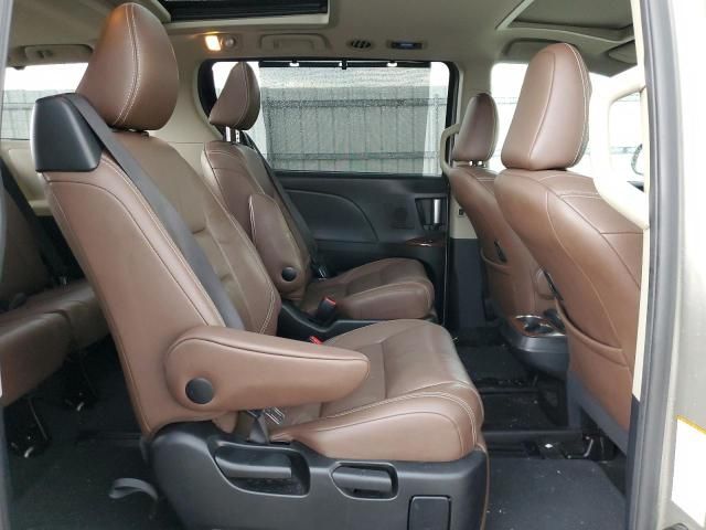 2017 Toyota Sienna XLE