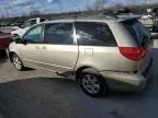 2004 Toyota Sienna CE