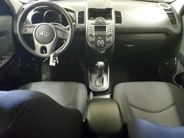 2011 KIA Soul +