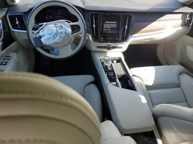 2022 Volvo S90 B6 Inscription