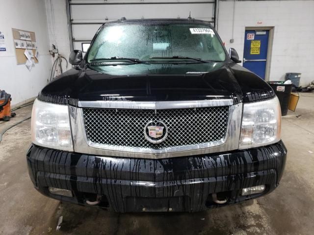 2005 Cadillac Escalade Luxury