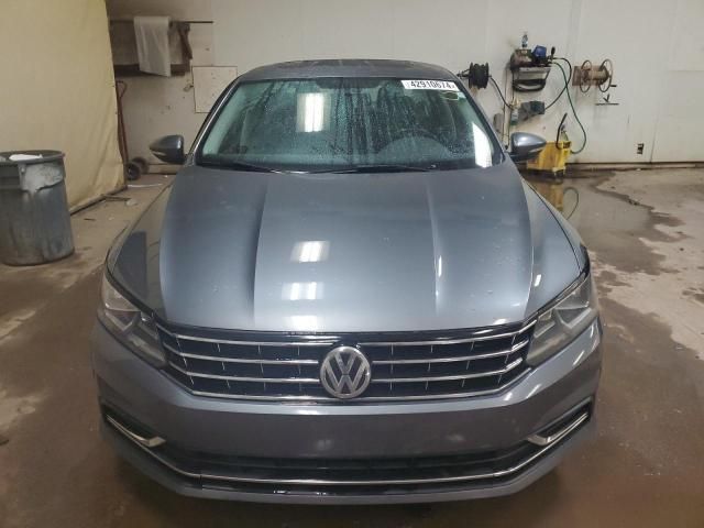 2016 Volkswagen Passat SE