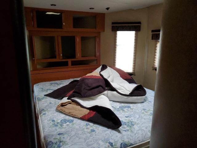 2012 Wildwood 5th Wheel