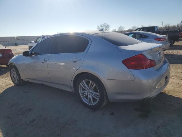 2015 Infiniti Q40