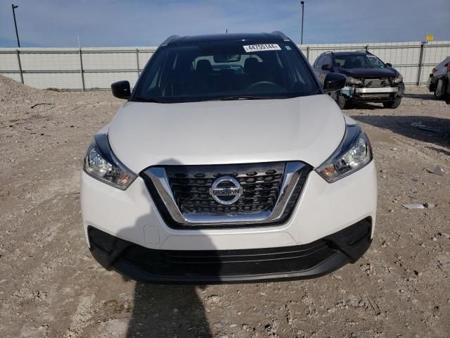 2019 Nissan Kicks S