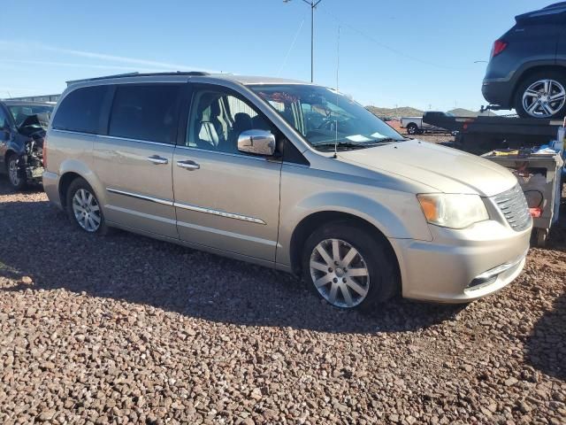 2012 Chrysler Town & Country Touring L