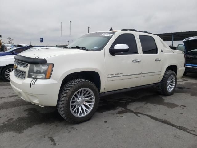 2013 Chevrolet Avalanche LTZ