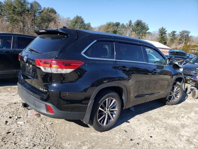 2019 Toyota Highlander SE