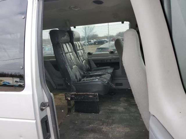 2007 Ford Econoline E350 Super Duty Wagon