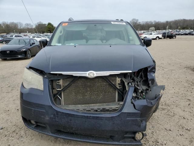 2010 Chrysler Town & Country Touring