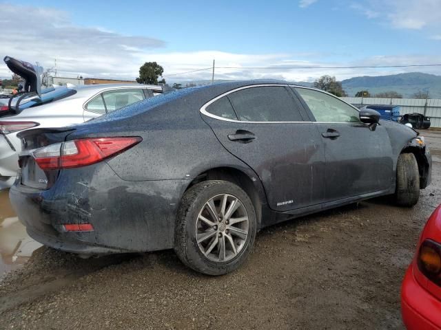 2017 Lexus ES 300H