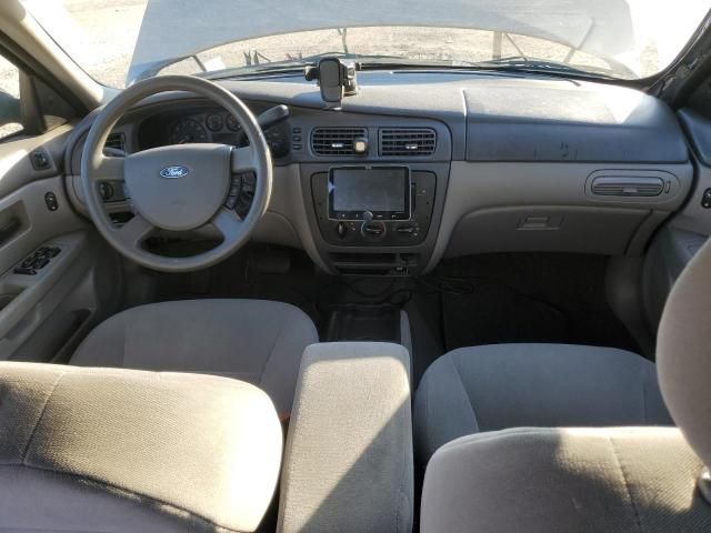 2006 Ford Taurus SE