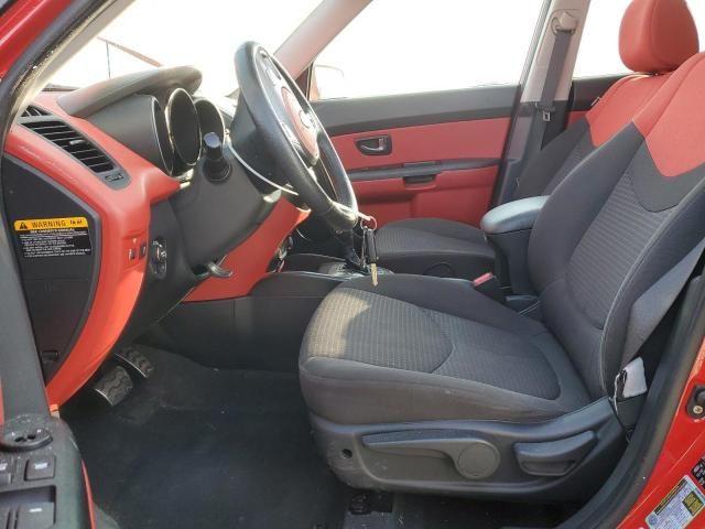 2011 KIA Soul +