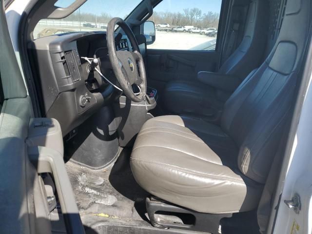 2016 Chevrolet Express G2500