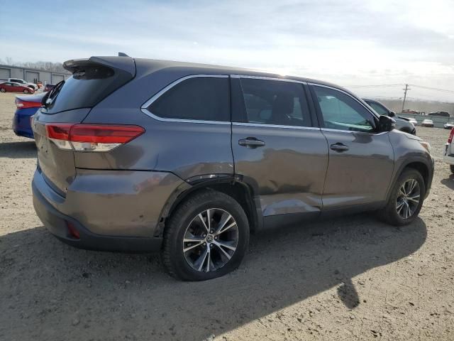 2019 Toyota Highlander LE