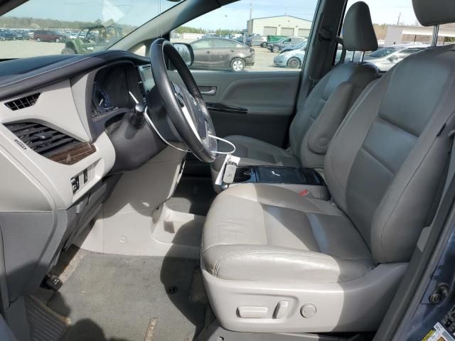 2015 Toyota Sienna XLE