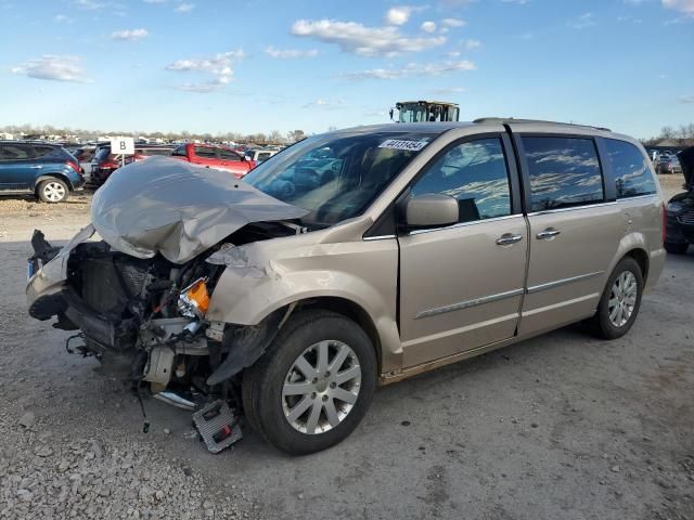 2016 Chrysler Town & Country Touring