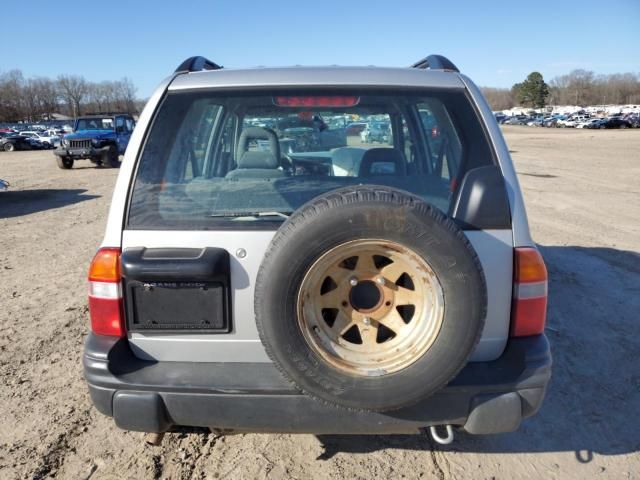 2004 Chevrolet Tracker