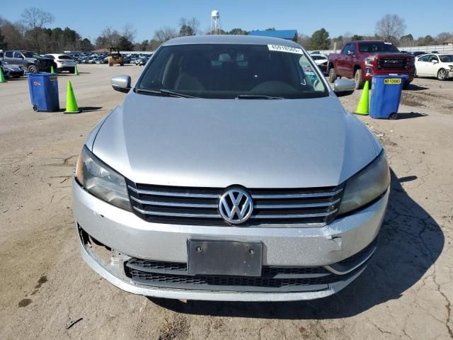 2015 Volkswagen Passat S