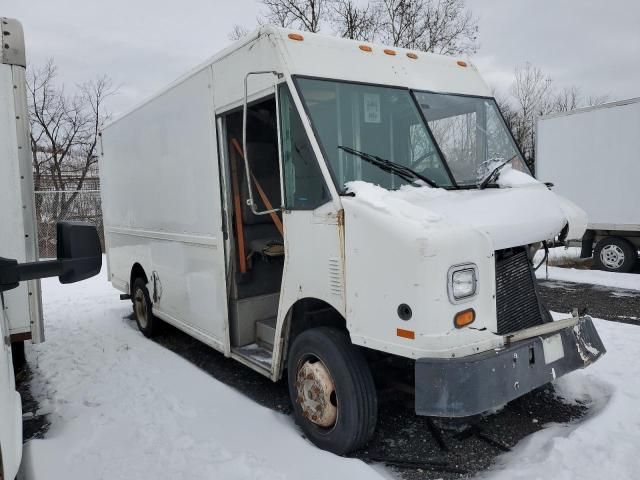 2000 Freightliner Chassis M Line WALK-IN Van