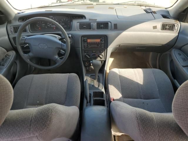 2000 Toyota Camry CE