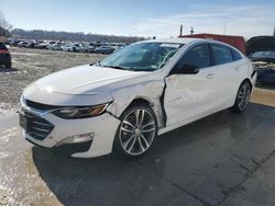 Carros salvage sin ofertas aún a la venta en subasta: 2022 Chevrolet Malibu LT