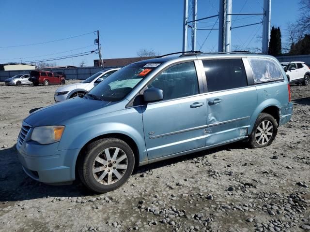 2009 Chrysler Town & Country Touring