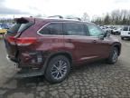 2017 Toyota Highlander SE