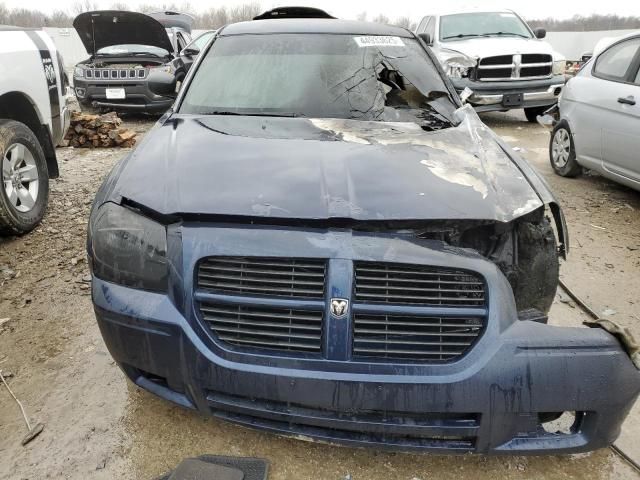 2005 Dodge Magnum SXT