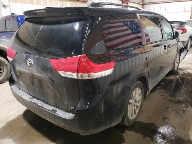 2013 Toyota Sienna XLE