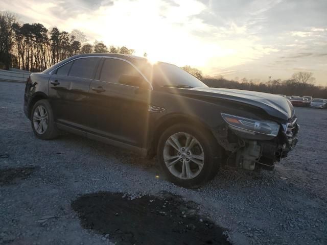 2017 Ford Taurus SE