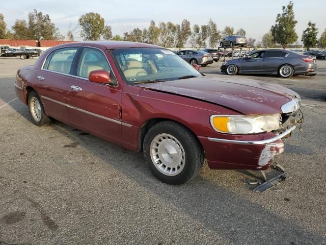 1999 Lincoln Town Car Executive