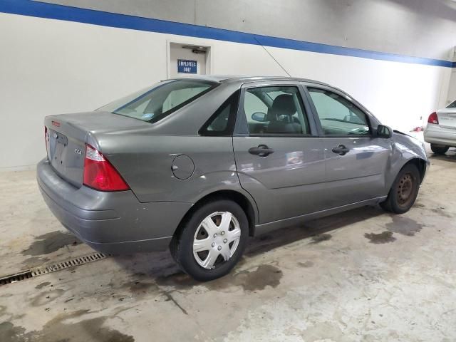 2005 Ford Focus ZX4