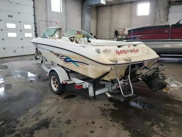 1995 Sea Ray Boat