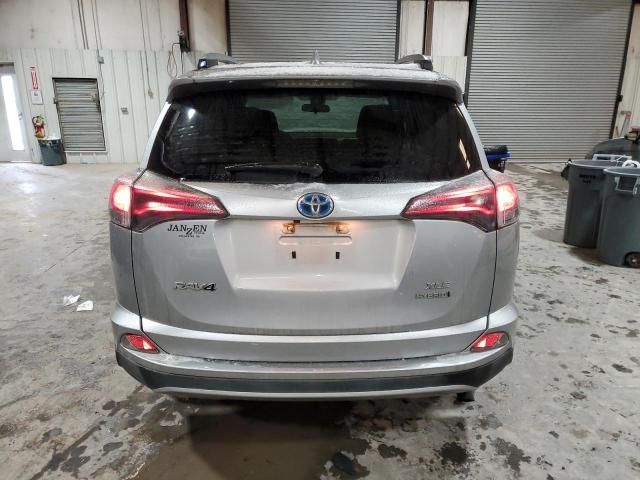 2017 Toyota Rav4 HV LE