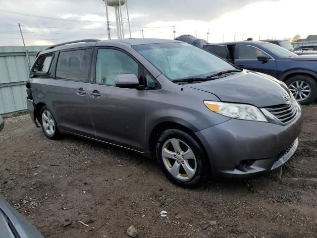 2011 Toyota Sienna LE