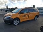 2013 Toyota Sienna LE