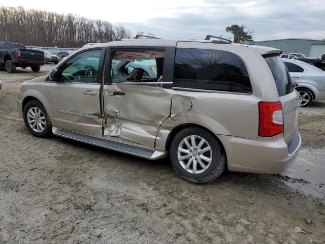 2015 Chrysler Town & Country Limited Platinum