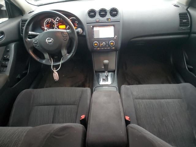 2011 Nissan Altima Base