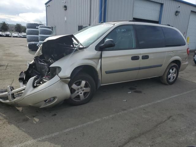 2005 Dodge Grand Caravan SE