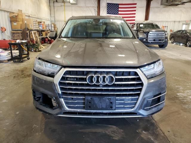 2019 Audi Q7 Premium Plus