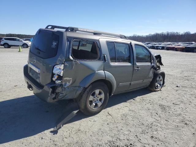 2006 Nissan Pathfinder LE